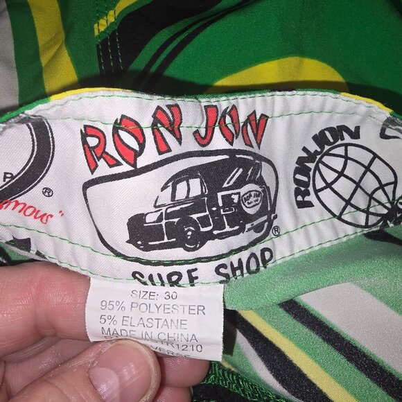 MENS RON JON SWIM SHORTS  BERMUDA LENGTH GREEN BLACK AND WHITE SIZE 30 - Picture 2 of 5